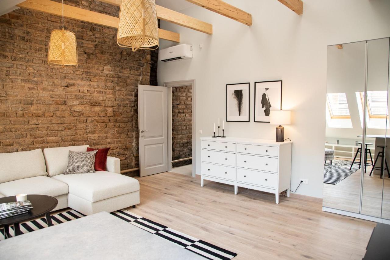#Stayhere - Brand New Authentic Pilies Studios - Heart Of Old Town VNO Exteriör bild