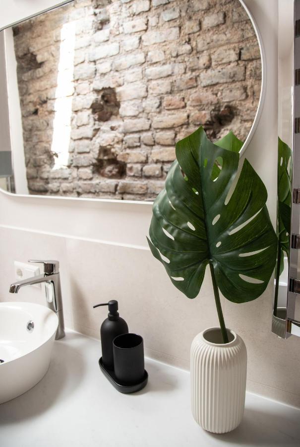 #Stayhere - Brand New Authentic Pilies Studios - Heart Of Old Town VNO Exteriör bild